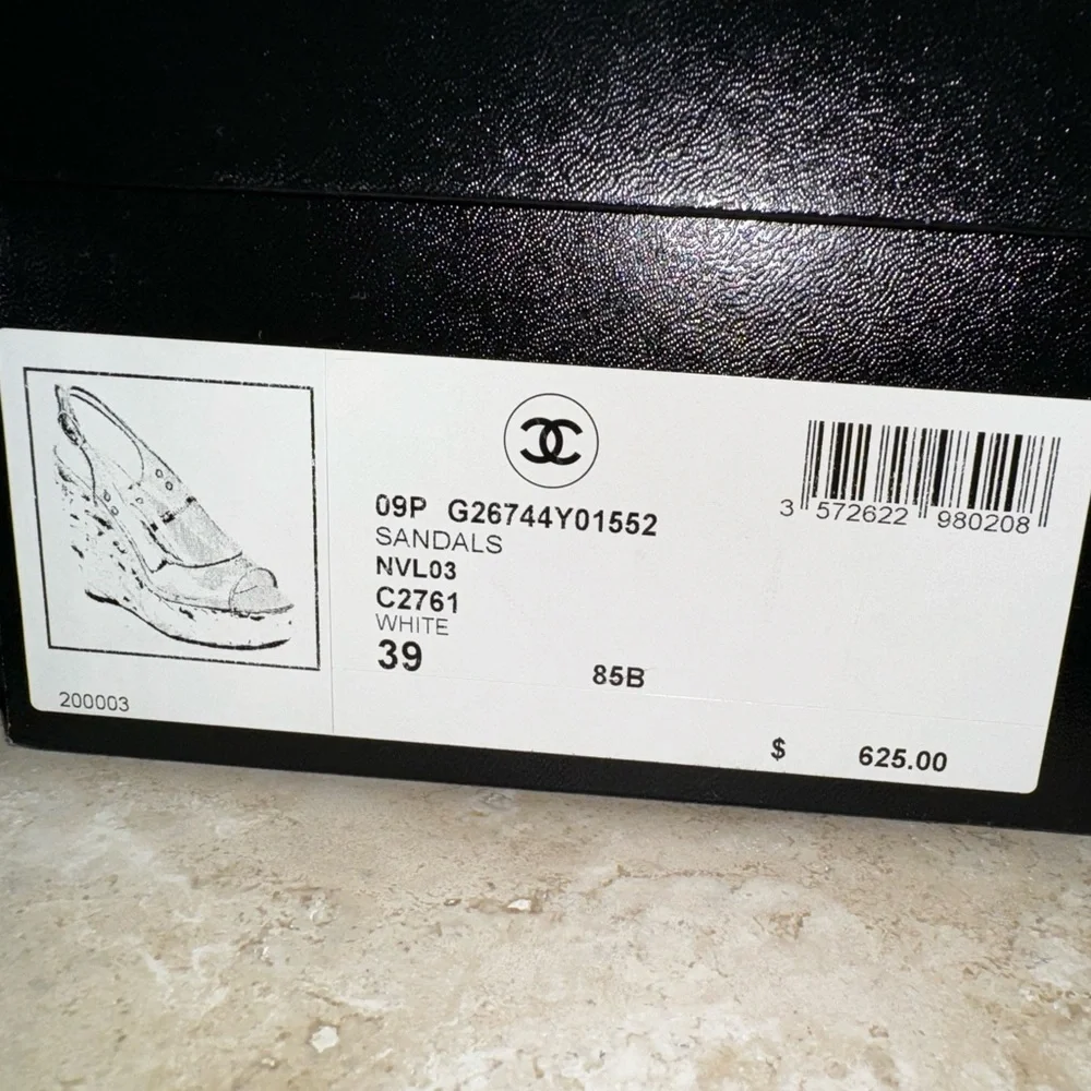 Stylish Black and White Wedge Heels - Picture 6 of 7